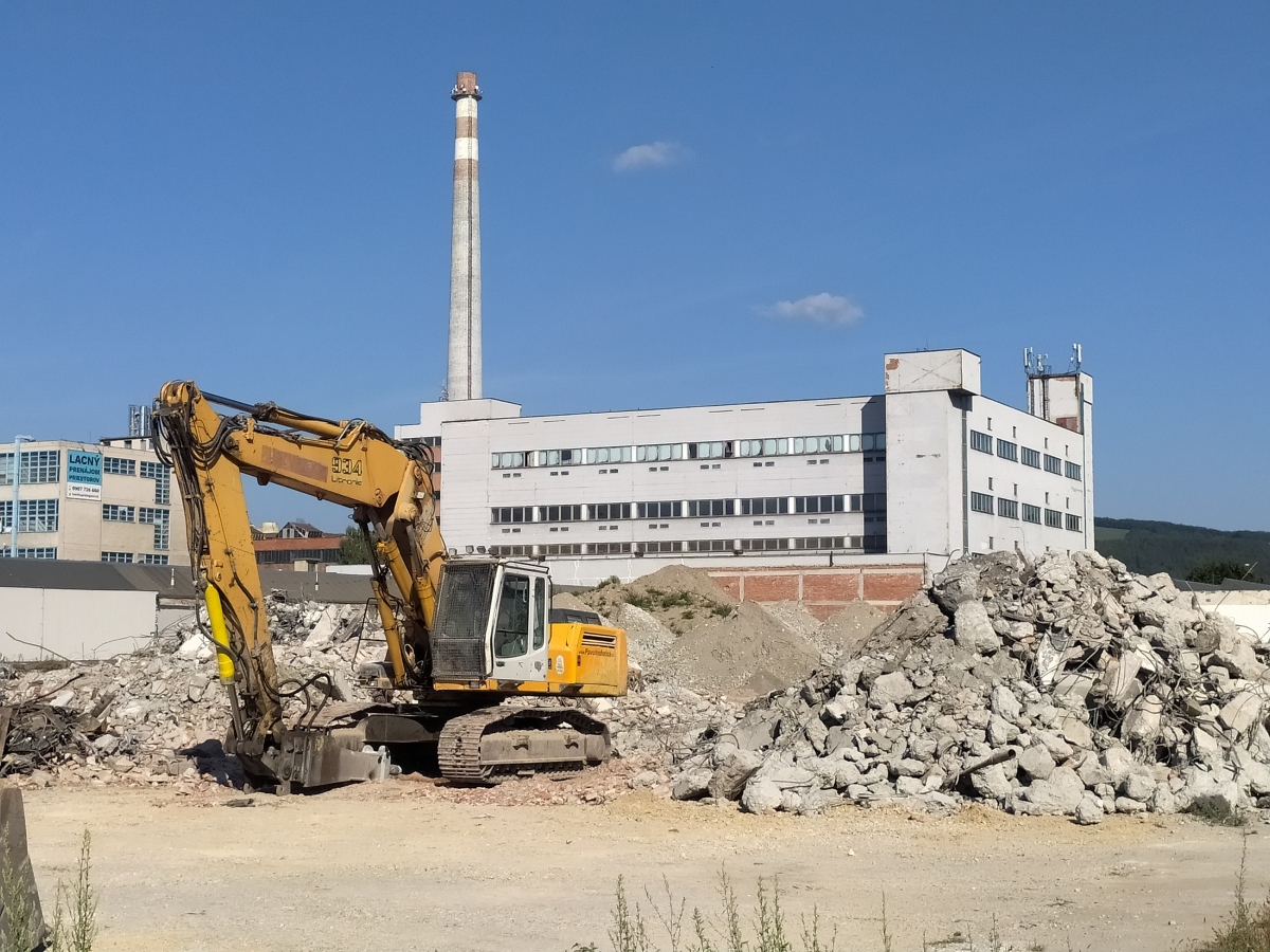 turbínová hala, Merina, Trenčín, národná kultúrna pamiatka, búranie