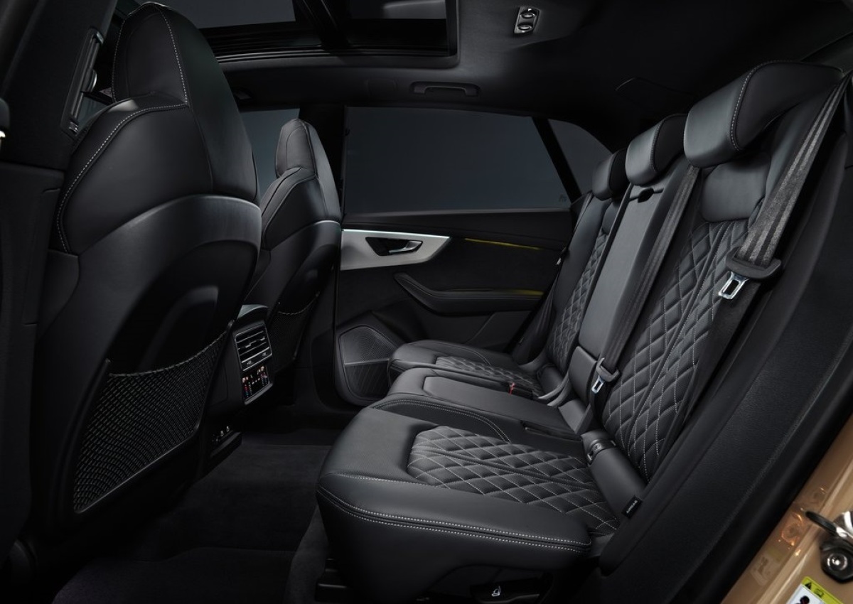 Audi Q8 12