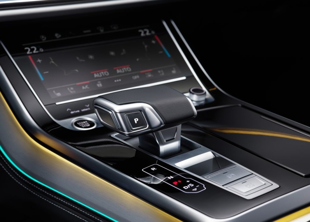 Audi Q8 13