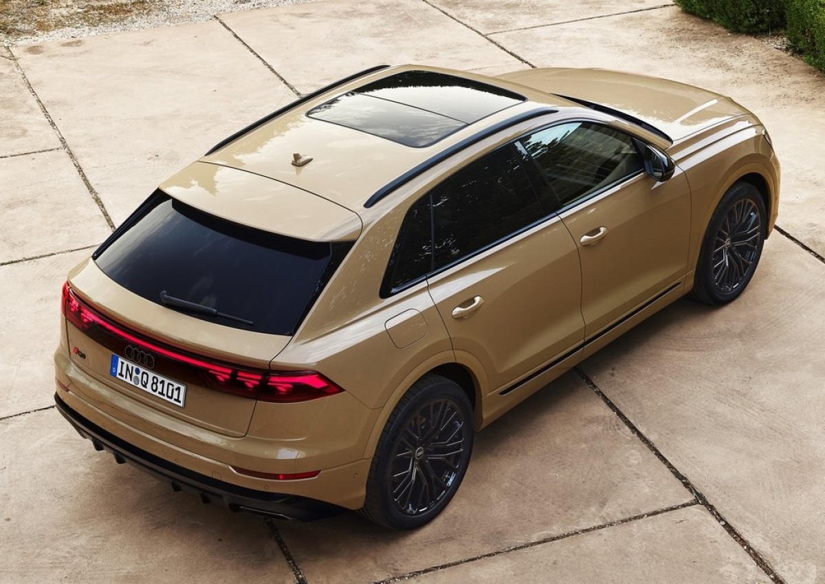 Audi Q8 7