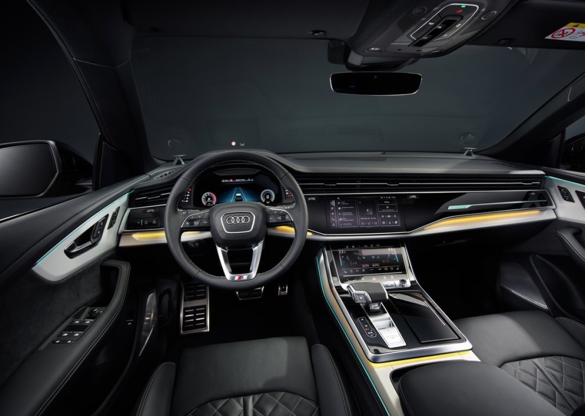 Audi Q8 9