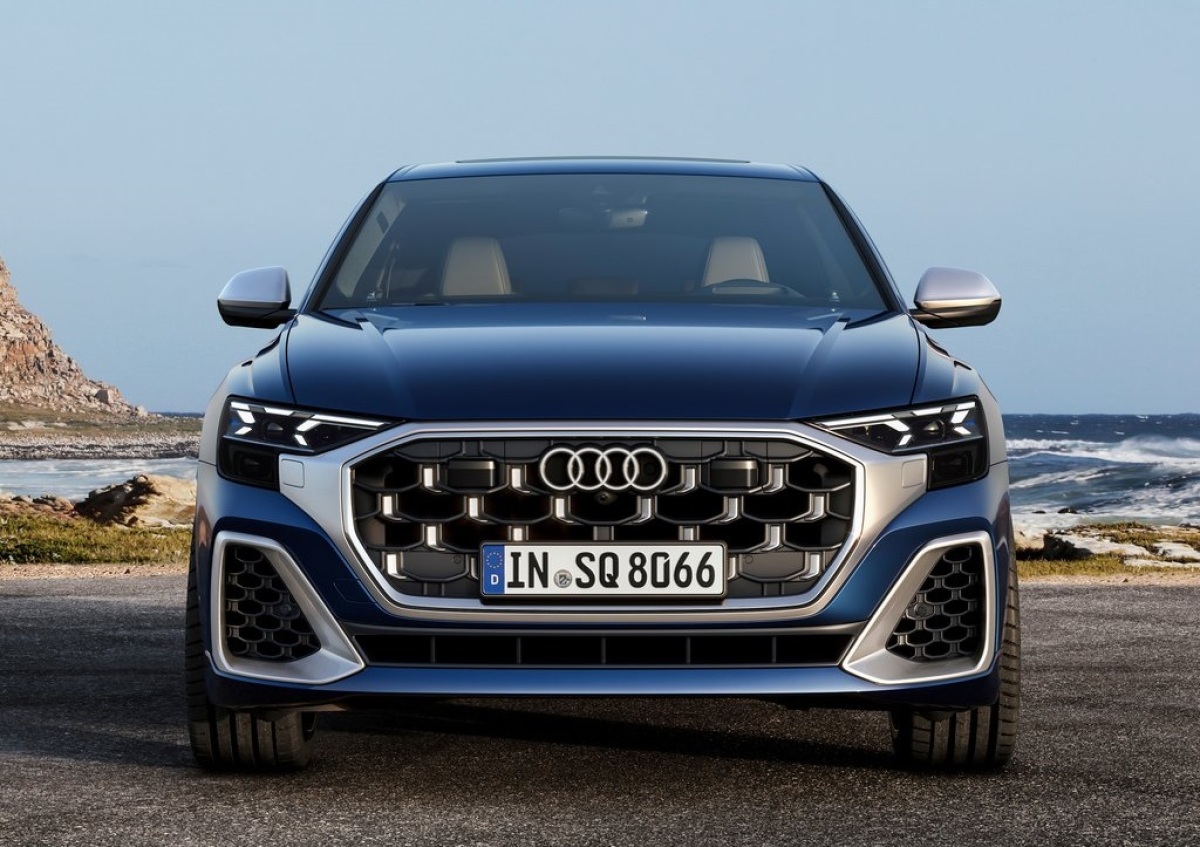 Audi SQ8 4