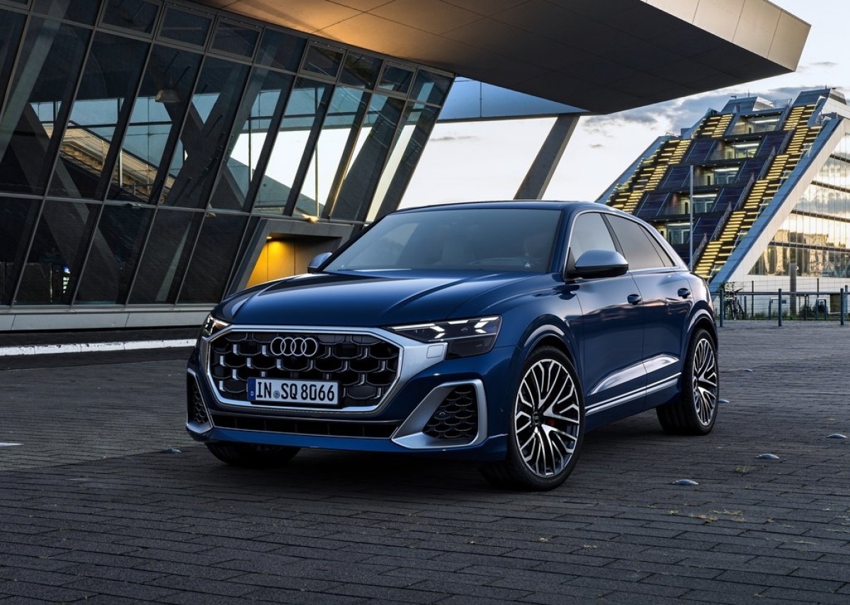 Audi SQ8 7