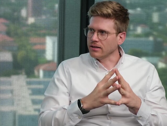 Matej Ftáčnik, Ide o peniaze