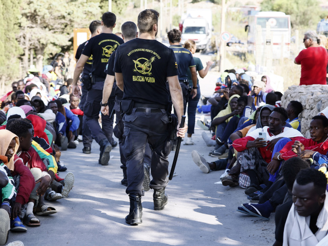 Migrácia / Migranti / Lampedusa /