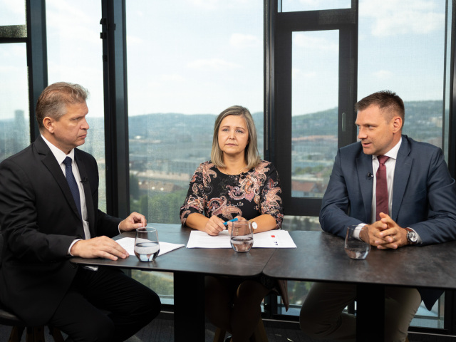 Ide o pravdu, Erika Jurinová, Tomáš Taraba