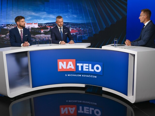 Hosťami Na telo boli Michal Šimečka a Peter Pellegrini.