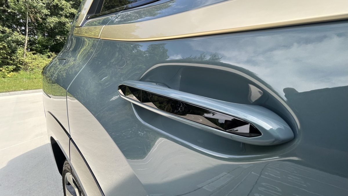 BMW XM (2023)