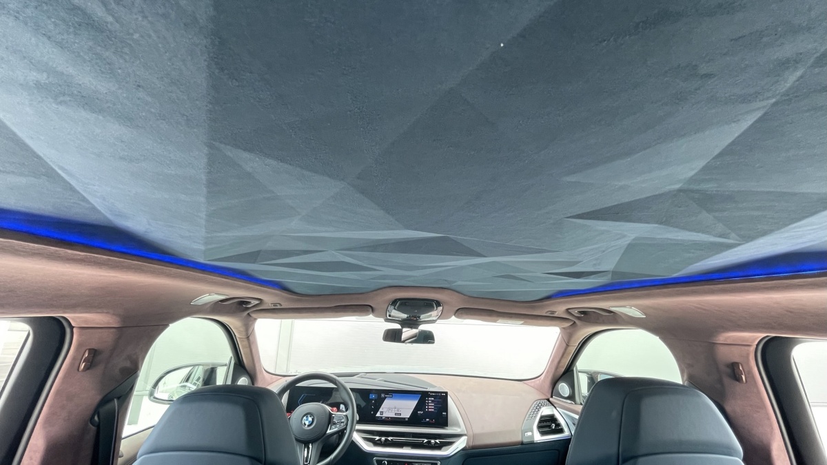 BMW XM (2023)