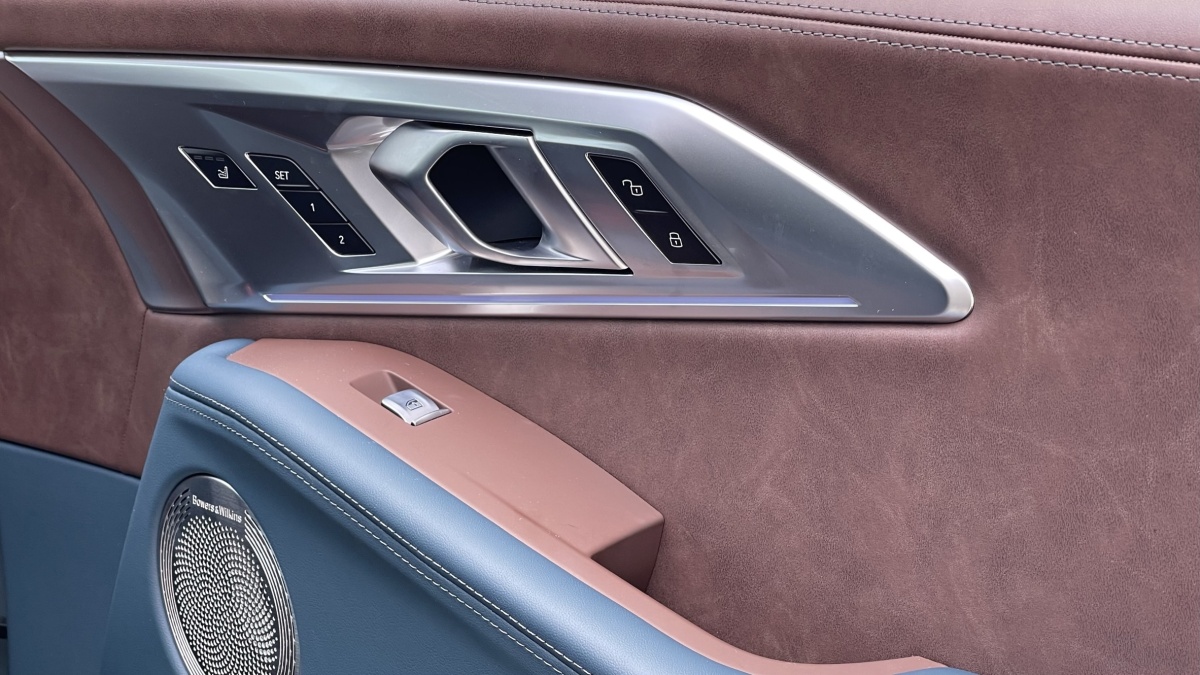 BMW XM (2023)