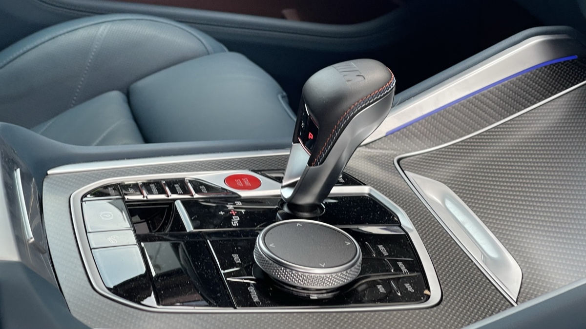 BMW XM (2023)