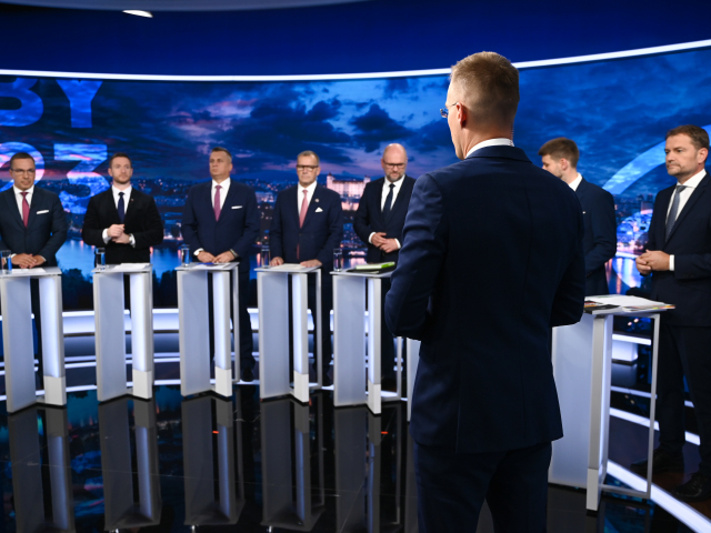 Televízia Markíza priniesla v pondelok 25. 9. finálovú debatu predstaviteľov najsilnejších politických strán. Moderátorom diskusie bol Michal Kovačič.