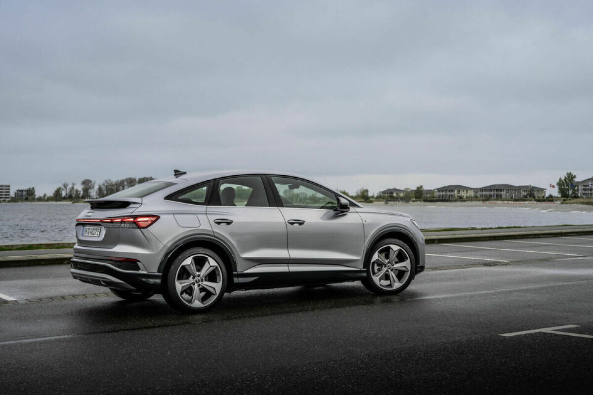 Audi Q4 Sportback e-tron edition S line