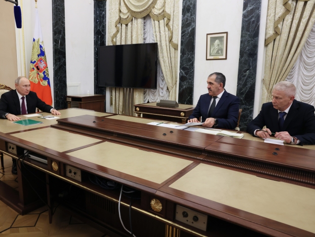 Vladimir Putin, Trošev, vagnerovci, Jevkurov