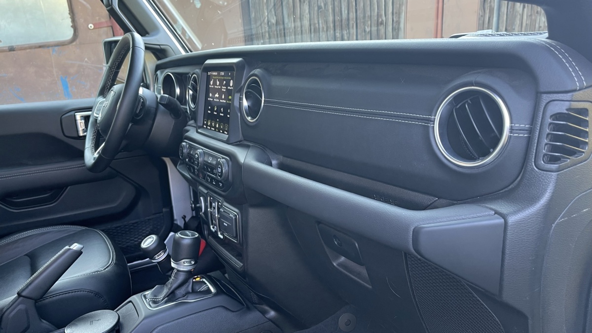 Jeep Gladiator Overland (2023)