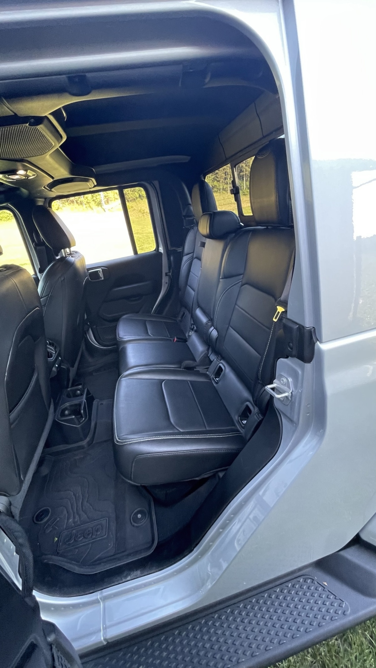 Jeep Gladiator Overland (2023)