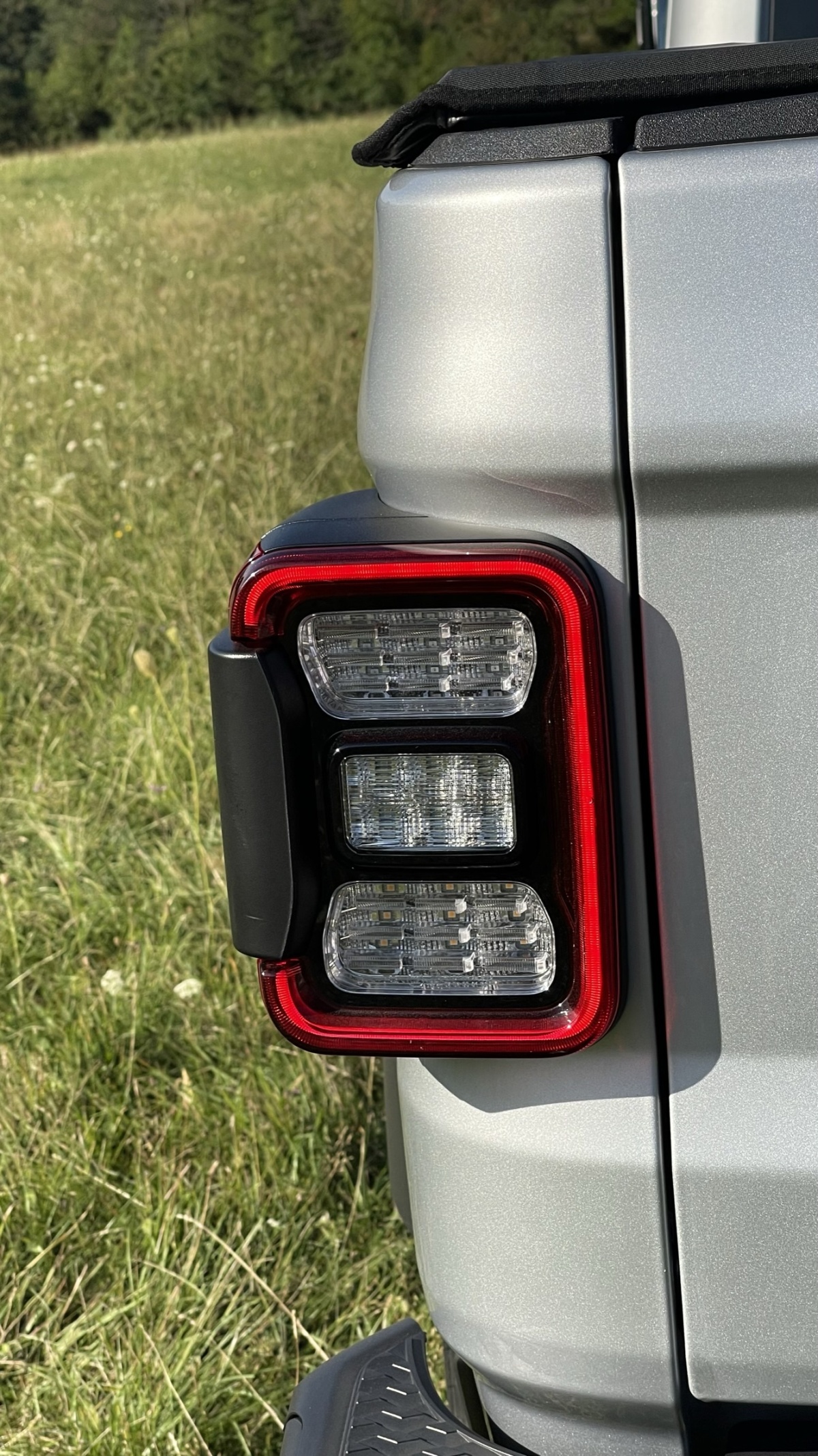 Jeep Gladiator Overland (2023)