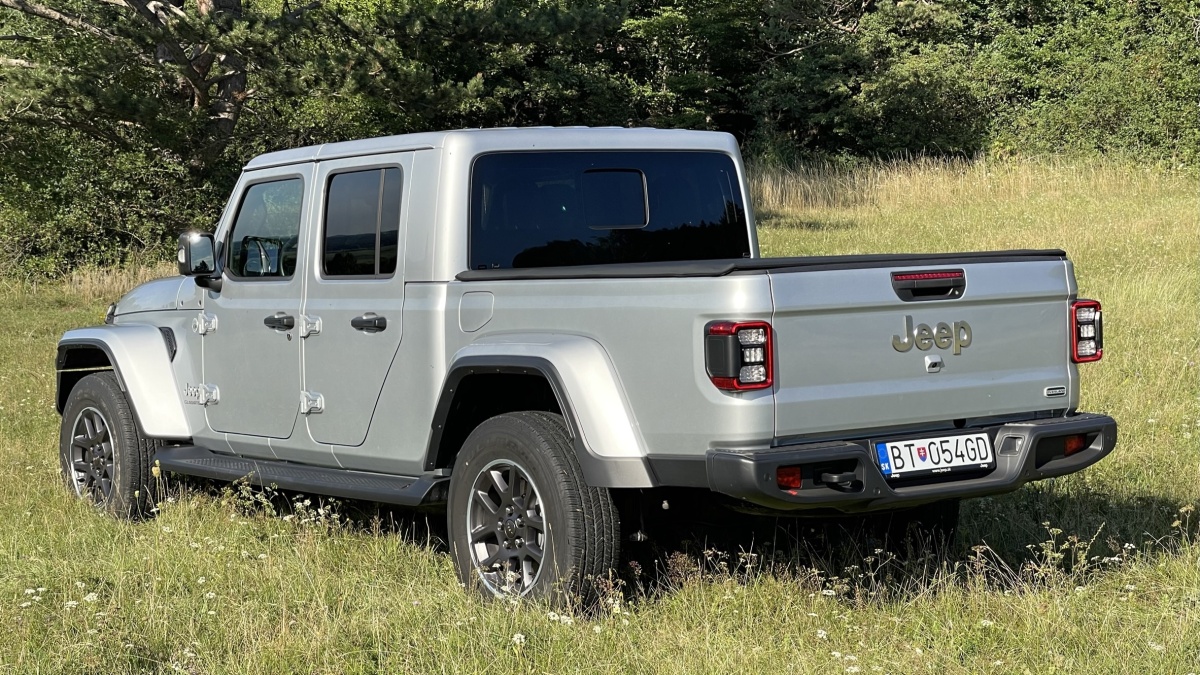 Jeep Gladiator Overland (2023)