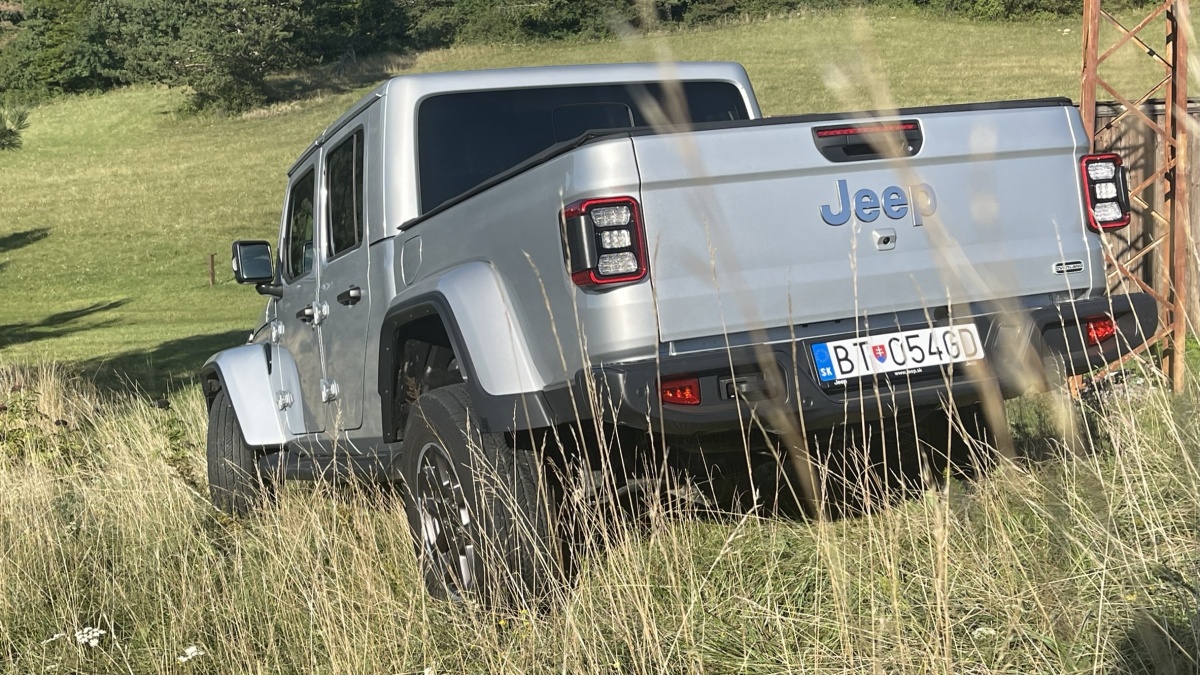 Jeep Gladiator Overland (2023)