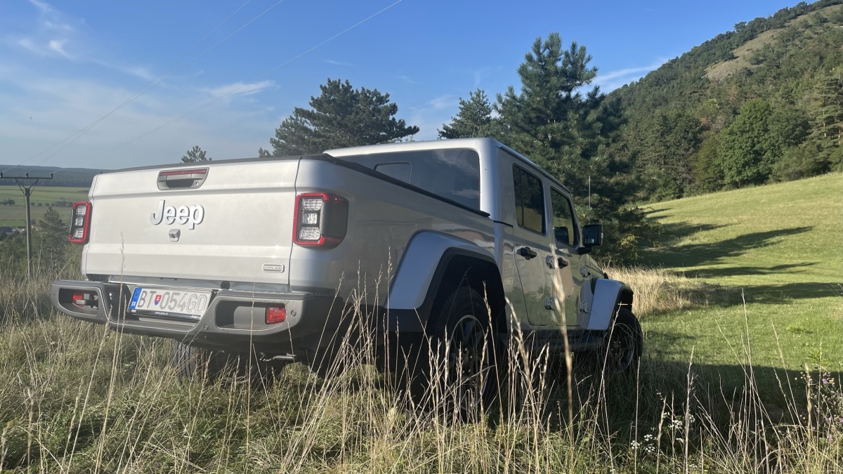 Jeep Gladiator Overland (2023)