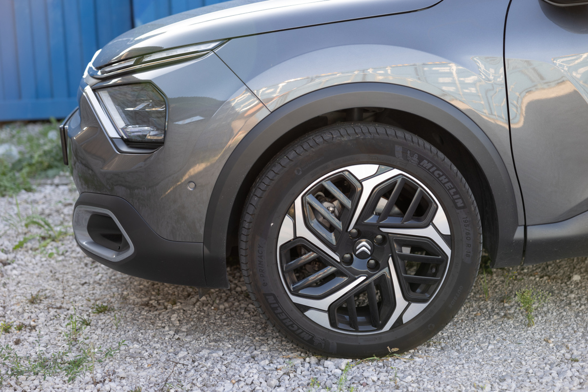 Citroën C4 X BlueHDi 130 (2023)
