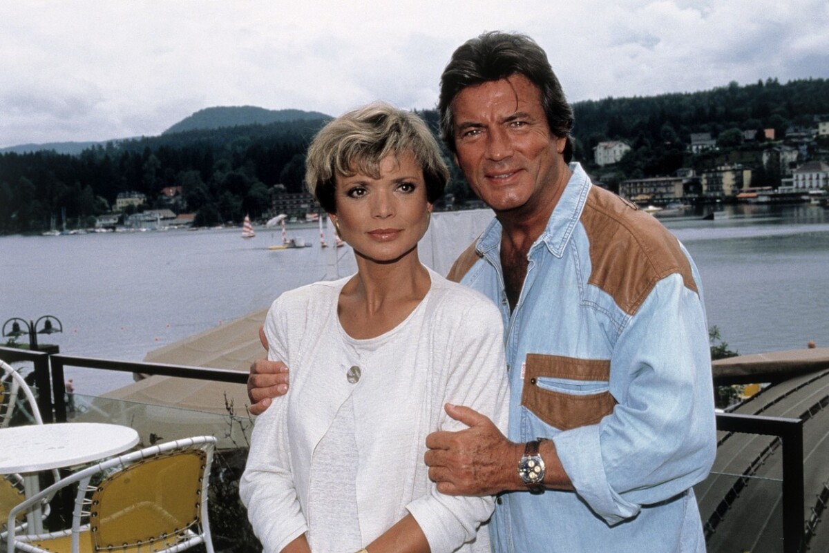USCHI GLAS a PIERRE BRICE
