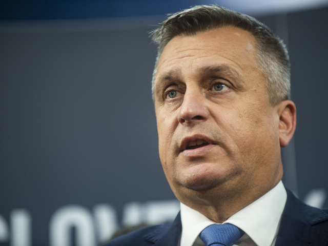 SR SNS snem predseda Danko BAX