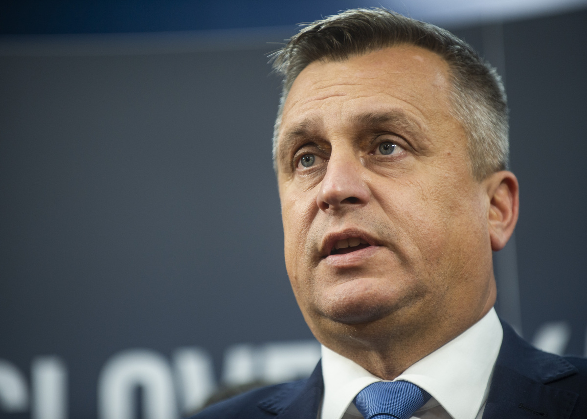 SR SNS snem predseda Danko BAX