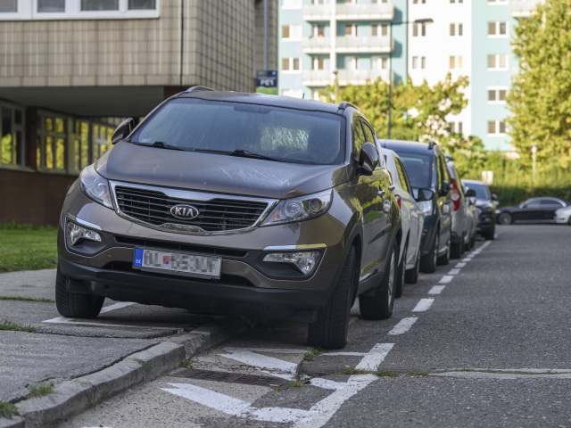 Parkovanie Chodníky auto bratislava BA