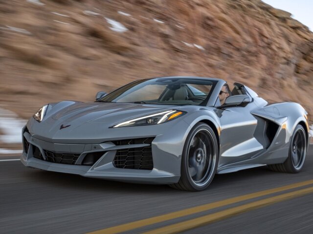 Chevrolet Corvette E-Ray Convertible - 2023
