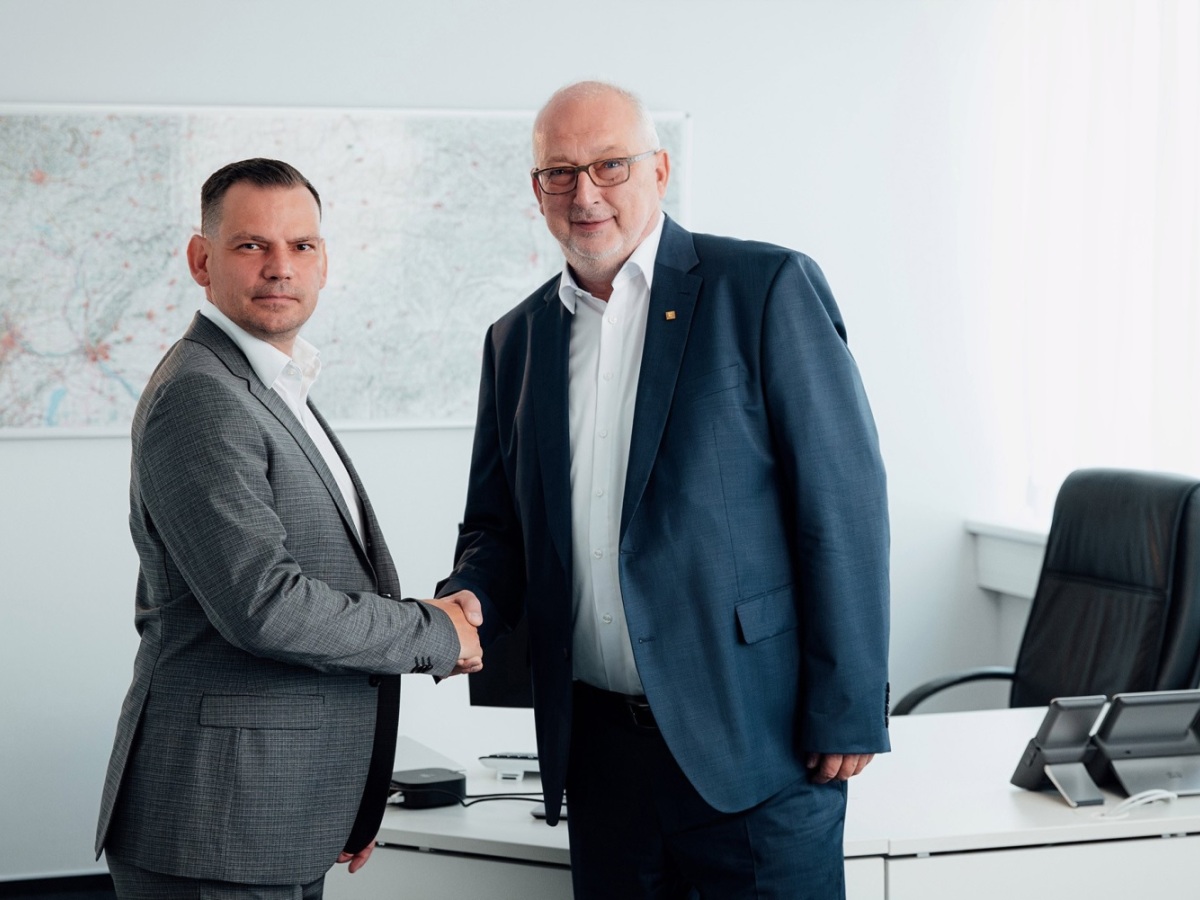 Sven Reinhard, Paul Pauls