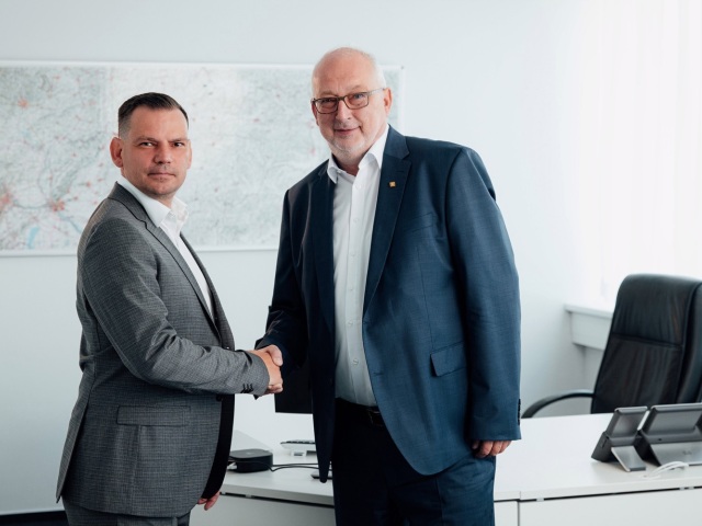 Sven Reinhard, Paul Pauls