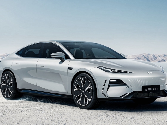 Geely Galaxy E8