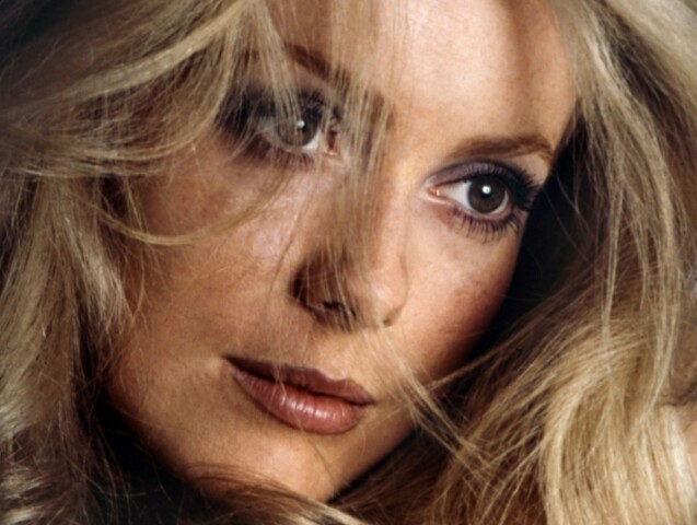 Herečka Catherine Deneuve na zábere z roku 1969.