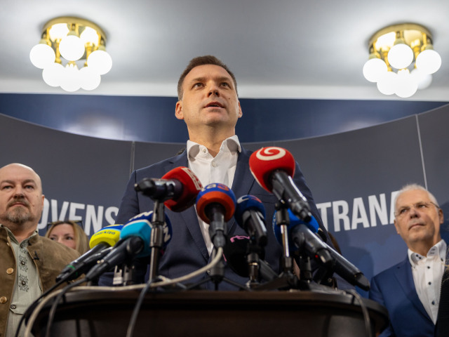 SNS, nominácia Taraba, Huliak, Danko,