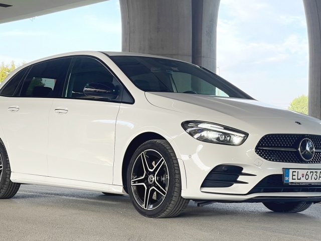 Mercedes B 250 e (2023)