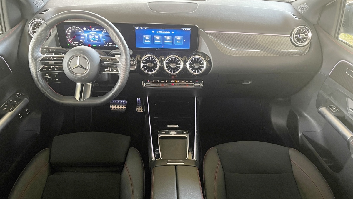 Mercedes B 250 e (2023)