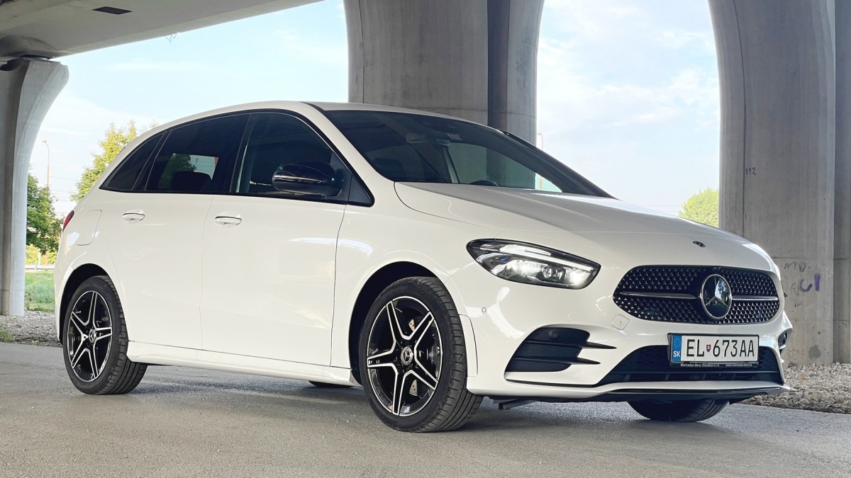 Mercedes B 250 e (2023)