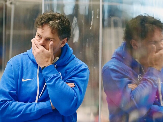 Jaromír Jágr na striedačke Kladna.