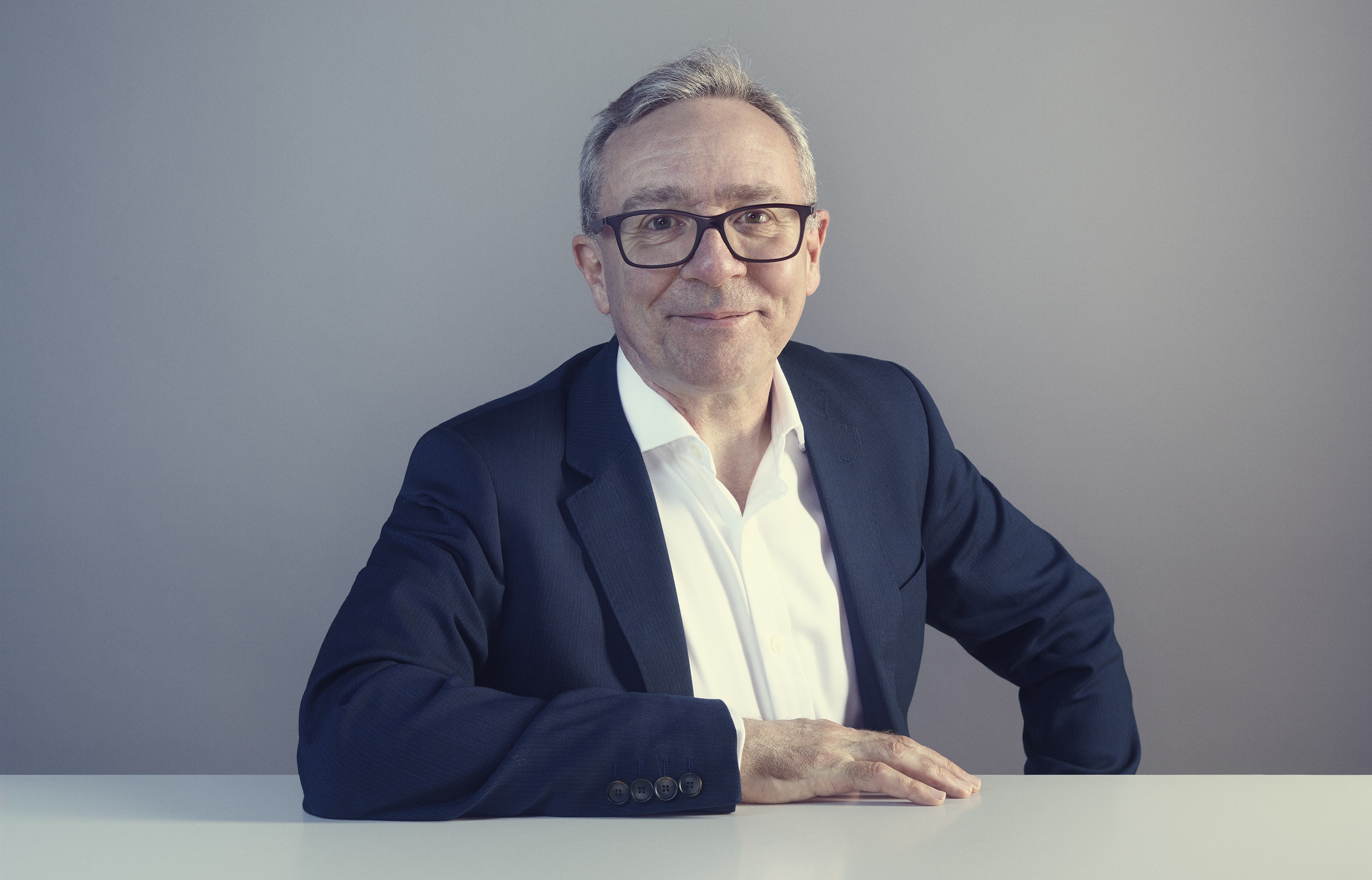 Marketingová legenda Les Binet vystúpi na konferencii Marketing RULEZZ.