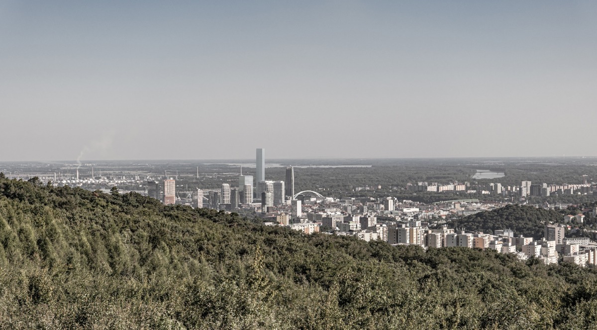 East Towe, varianta2