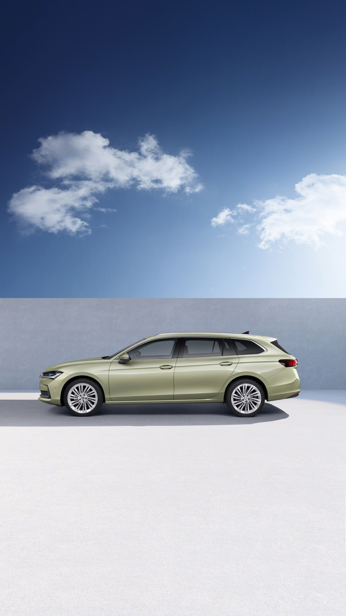 Škoda Superb 2024 - POZOR EMBAGO nepoužívať!