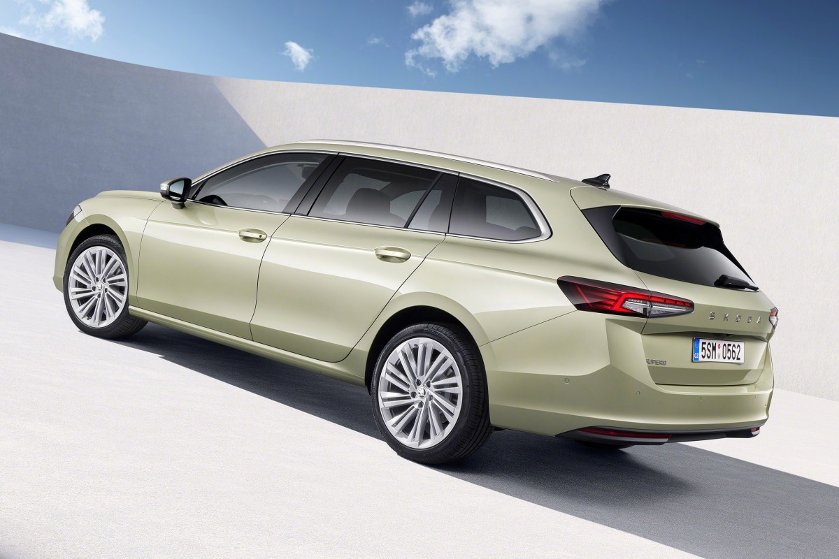 Škoda Superb 2024 - POZOR EMBAGO nepoužívať!