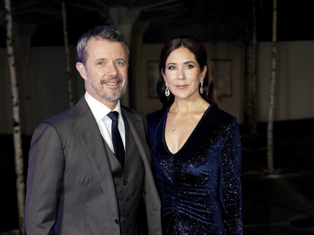 Dánsky korunný princ Frederik a jeho manželka, korunná princezná Mary