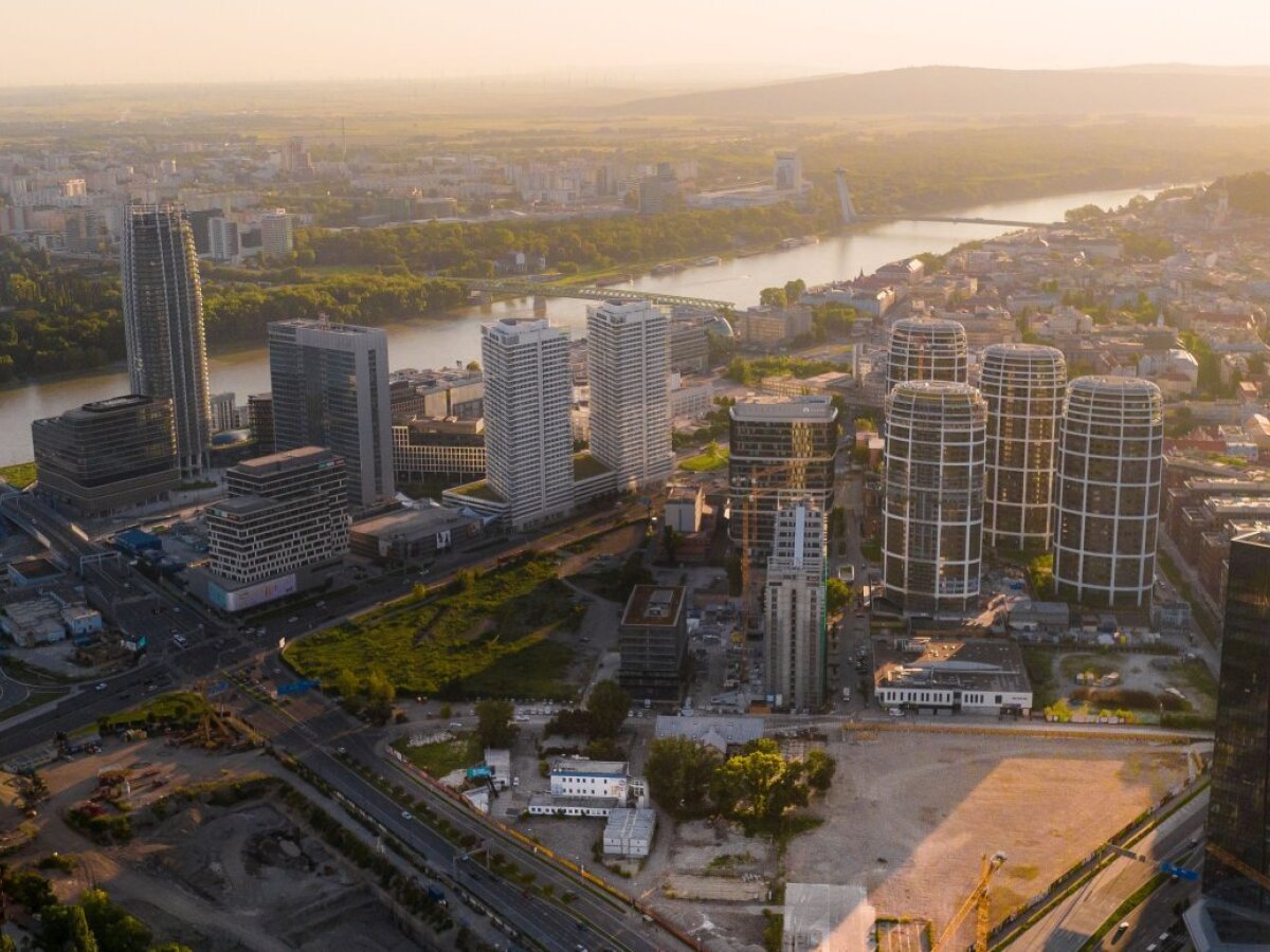 penta real estate, chalupkova