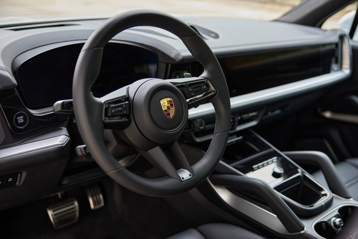 Porsche Cayenne Turbo E-Hybrid - 2023