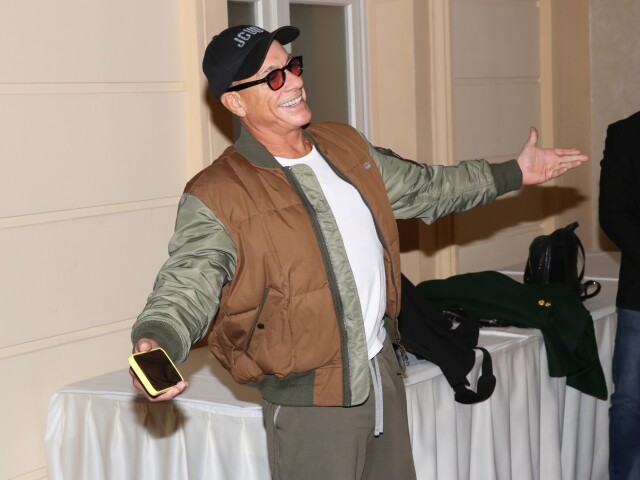 Jean-Claude van Damme navštívil Prahu.