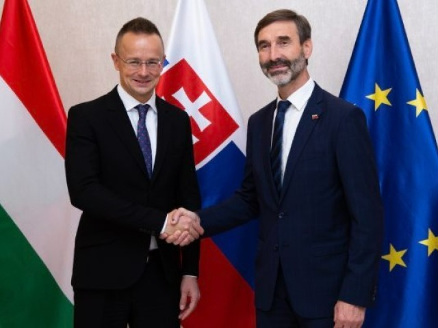 Juraj Blanár, Péter Szijjártó
