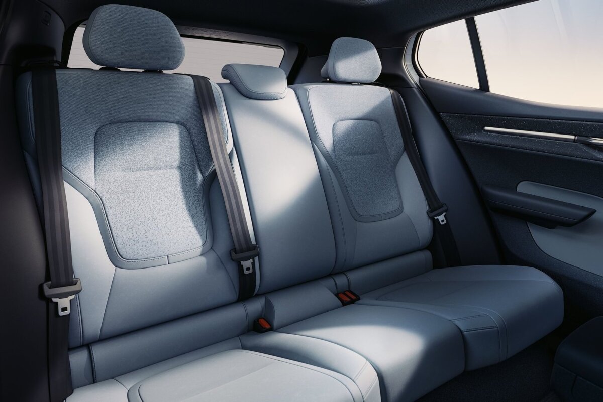 Volvo EX30 - 2023
