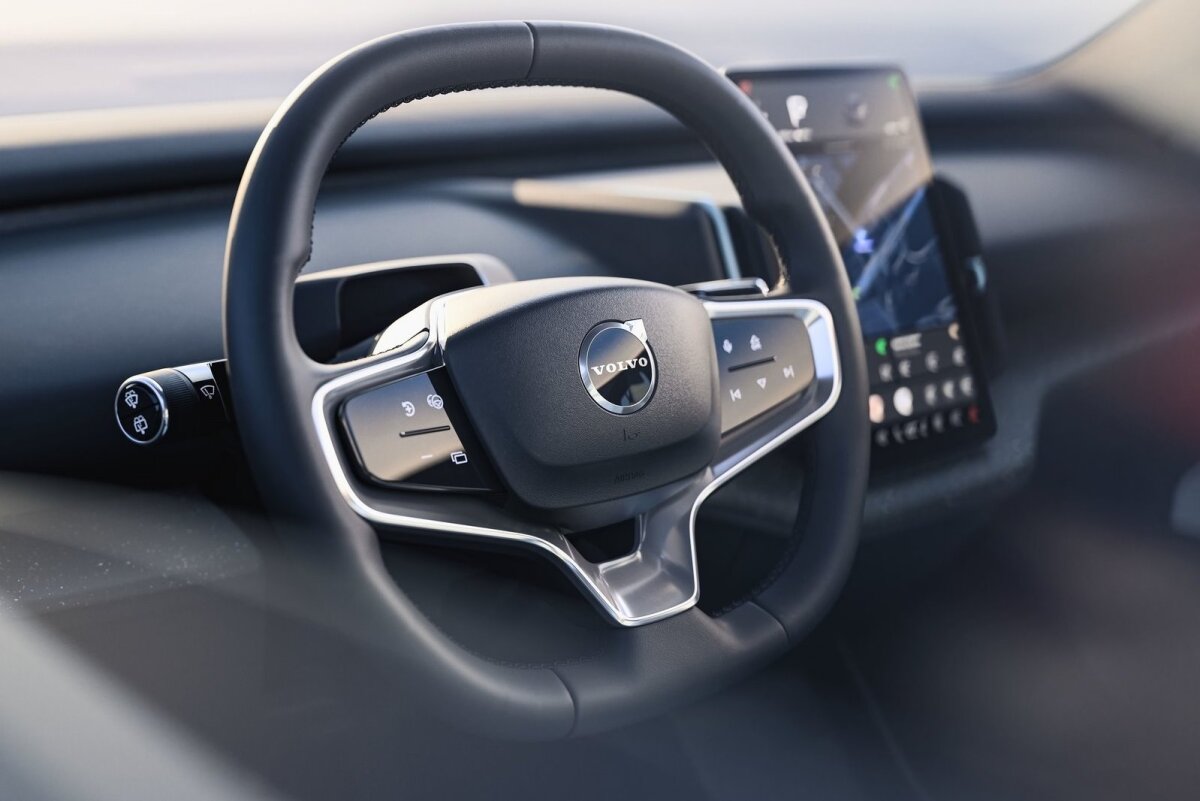Volvo EX30 - 2023